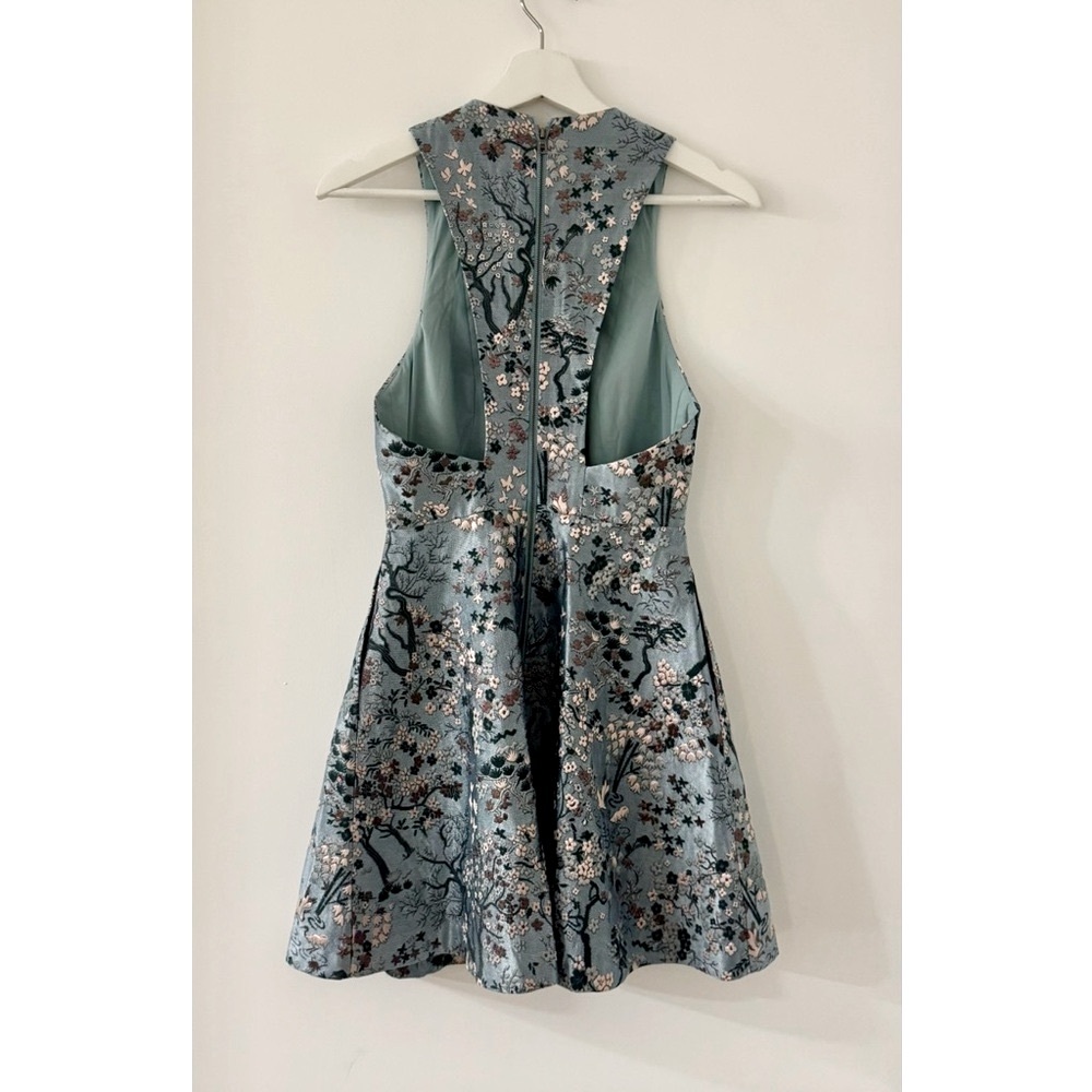 Alice + Olivia Tennie Dress. - Picture 6 of 7